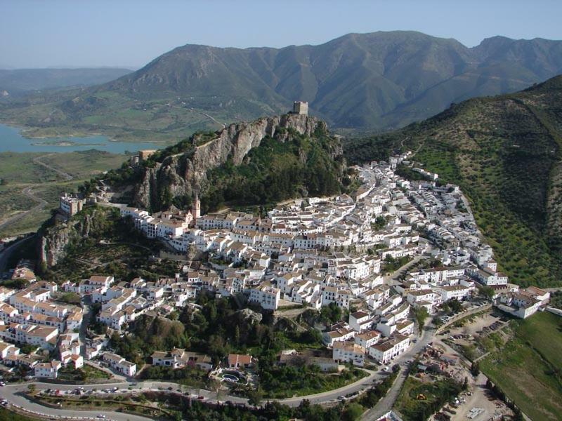 Casa Rural El Patio Pensionat Zahara De La Sierra Exteriör bild